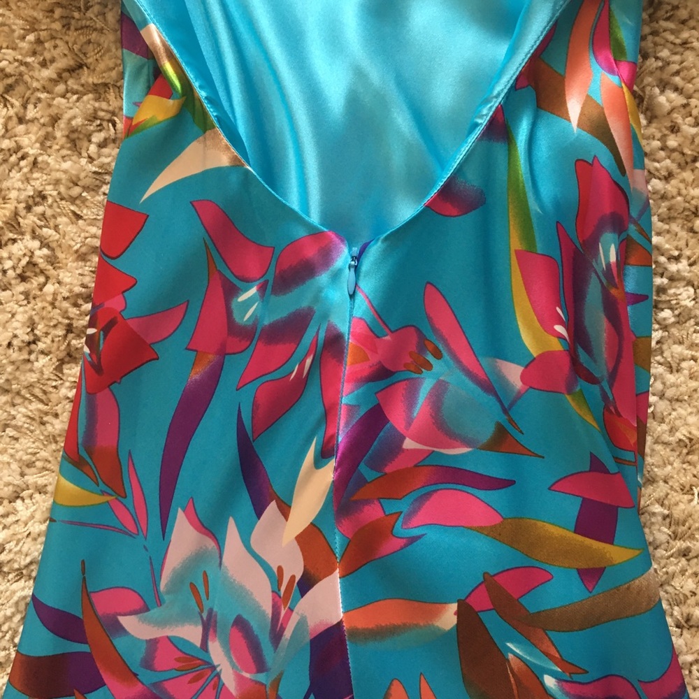 Cache gown - Picture 9 of 10
